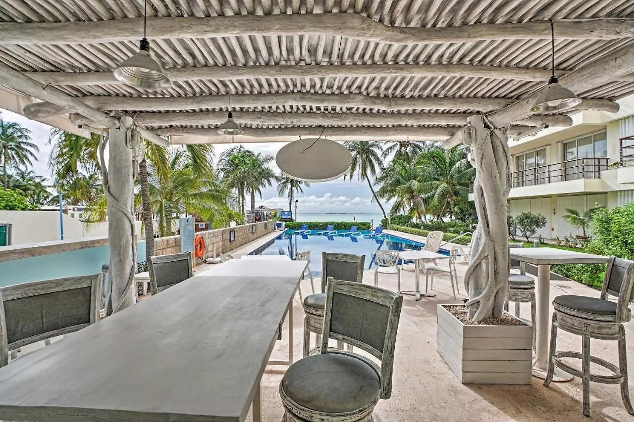 Ocean-View Oasis On Playa Norte Resort Amenities Isla Mujeres Apartment